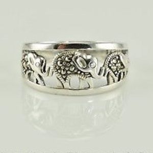 Tampered Sterling Silver Elephant ring sz 9 BOHO